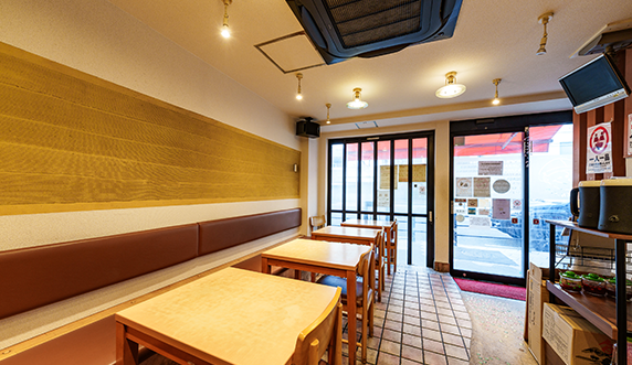 1Fテーブル席